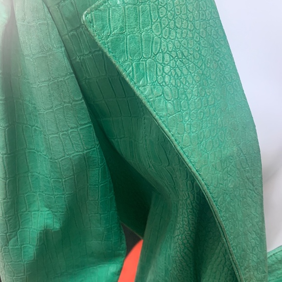 Croc-Embrossed Lambskin Pencil Skirt and Jacket - Picture 16 of 16